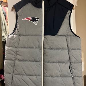 Nike patriots puffer vest